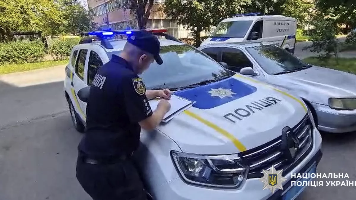 Тіла двох жінок з ознаками насильницької смерті було виявлено у квартирі на провулку Ентузіастів / Фото Нацполіція