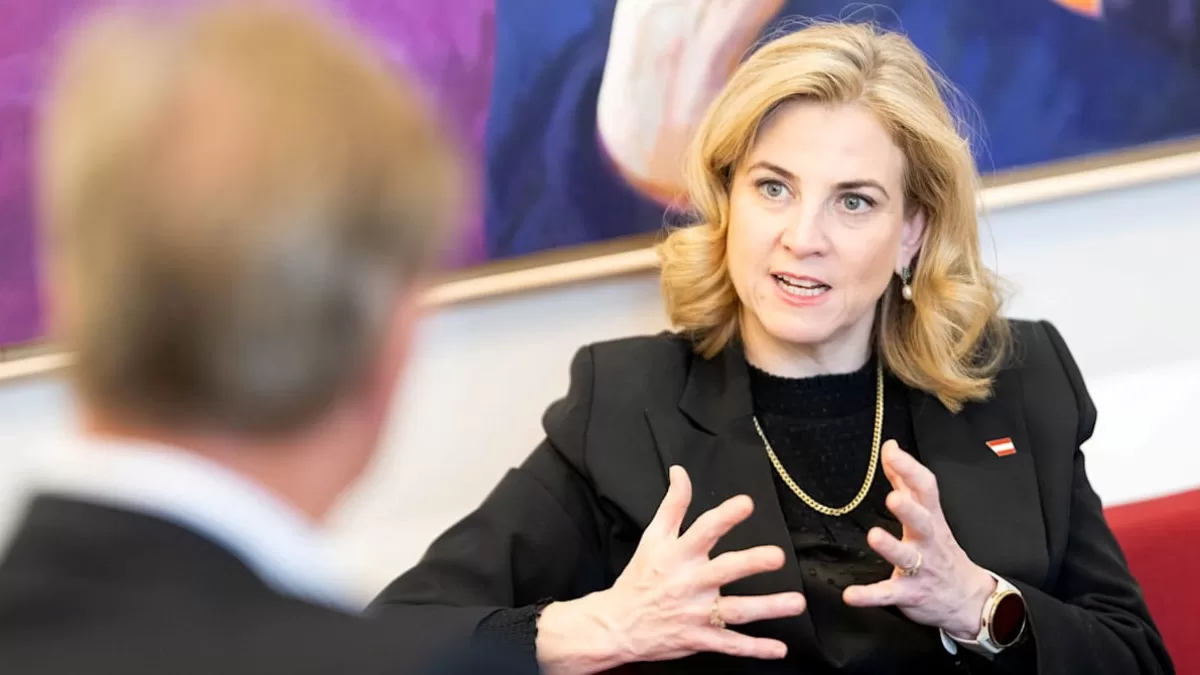 Министр иностранных дел Австрии Беате Майндль-Райзингер / Фото BMEIA