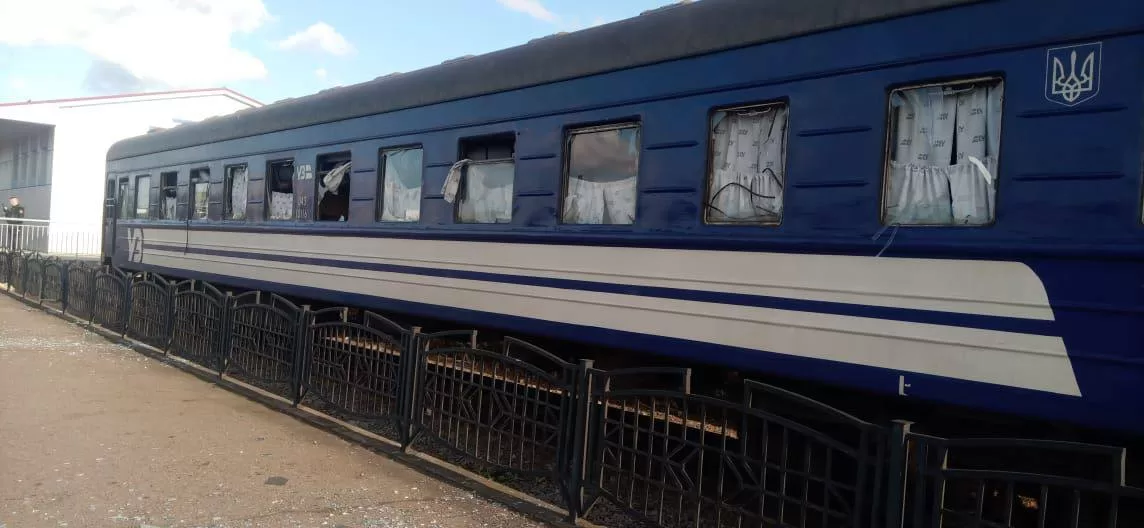 Passenger railroad car damaged by Russian strikes / Photo: Ukrzaliznytsia