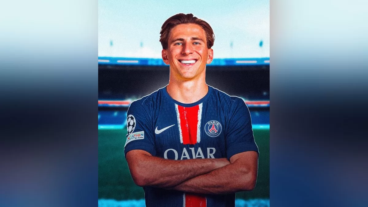 Ілля Забраний у формі ПСЖ / Зображення згенероване ШІ