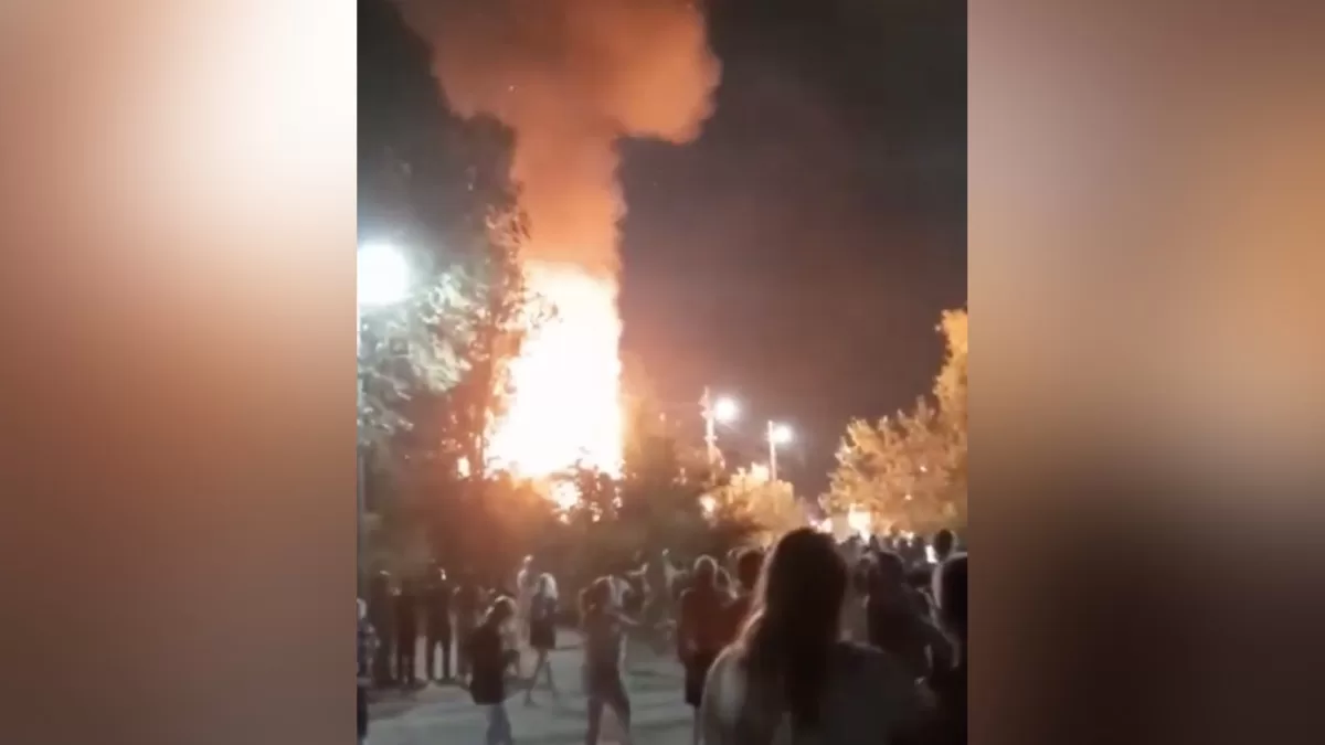 The attack caused a large fire at an oil depot in the Adler district of Sochi / Video screenshot