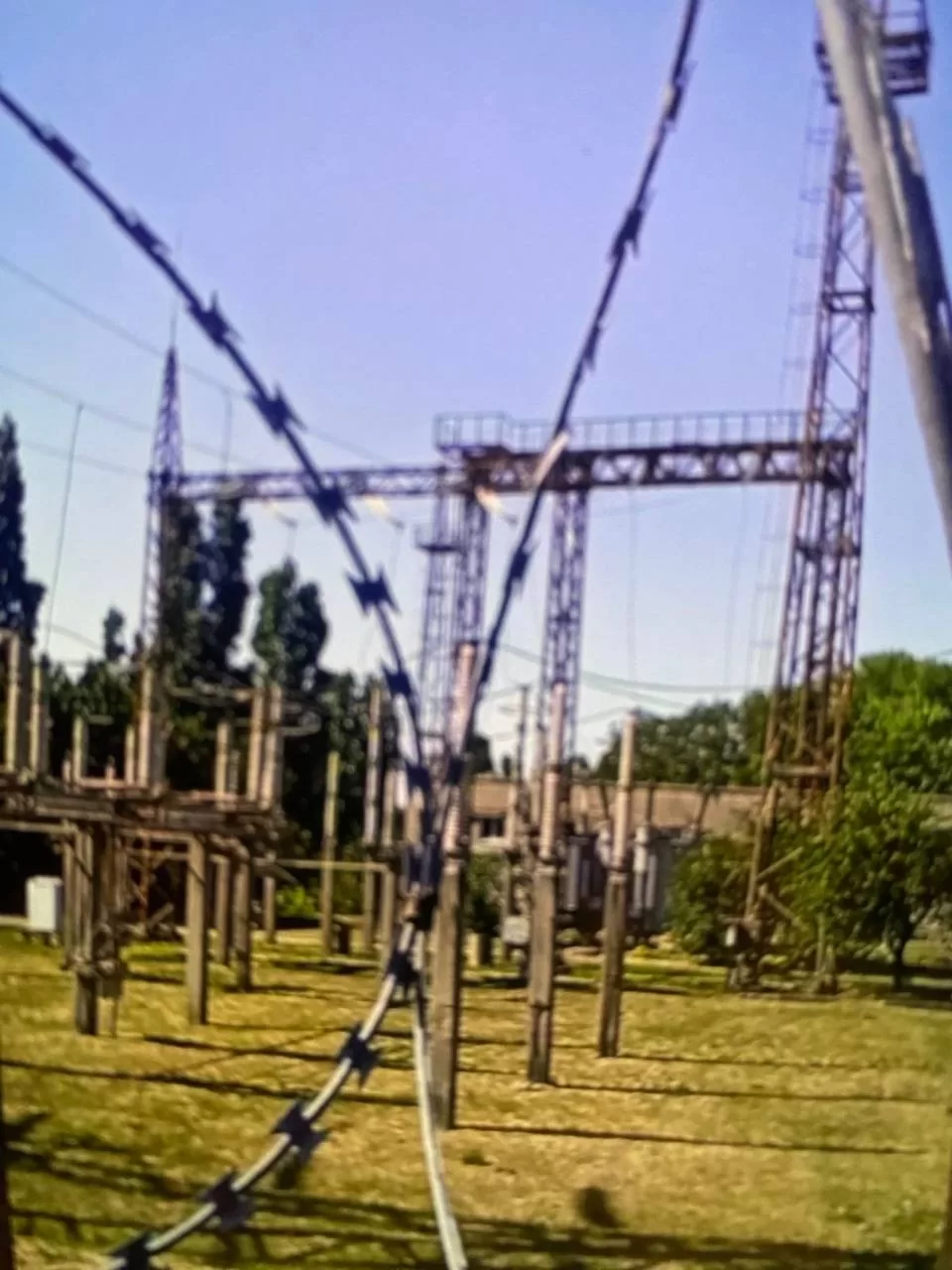 У Бердянську внаслідок вибуху знеструмлено ремонтну базу окупантів, — ЗМІ