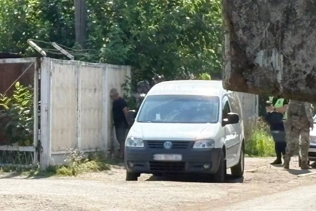 Затримання чоловіка / Фото: Суспільне