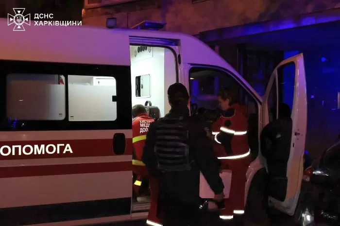 Медики на місці обстрілу / Фото архівне: ДСНС