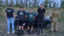 Затримані на кордоні з Молдовою порушники / Фото: Могилів-Подільський прикордонний загін