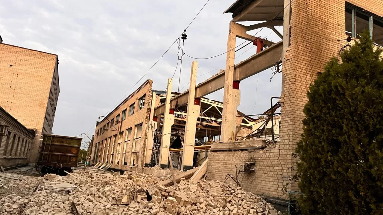 Росіяни вночі вдарили по залізничній інфраструктурі / Фото: facebook/oleksandr.pertsovskyi