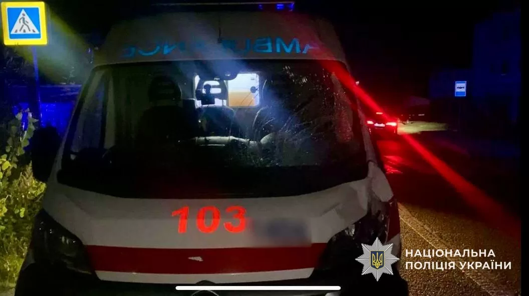 У ДТП за участі "швидкої" на Закарпатті загинув чоловік / Фото: ГУНП в Закарпатській області
