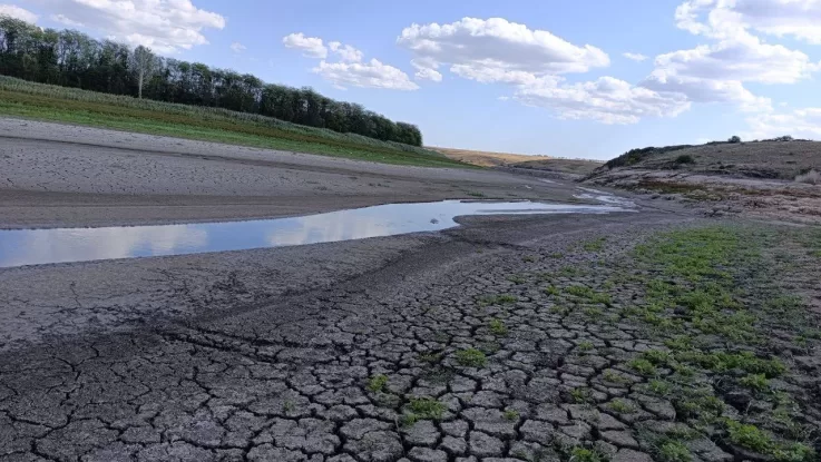 У Маріуполі майже повністю обміліло Старокримське водосховище — єдине джерело водопостачання міста