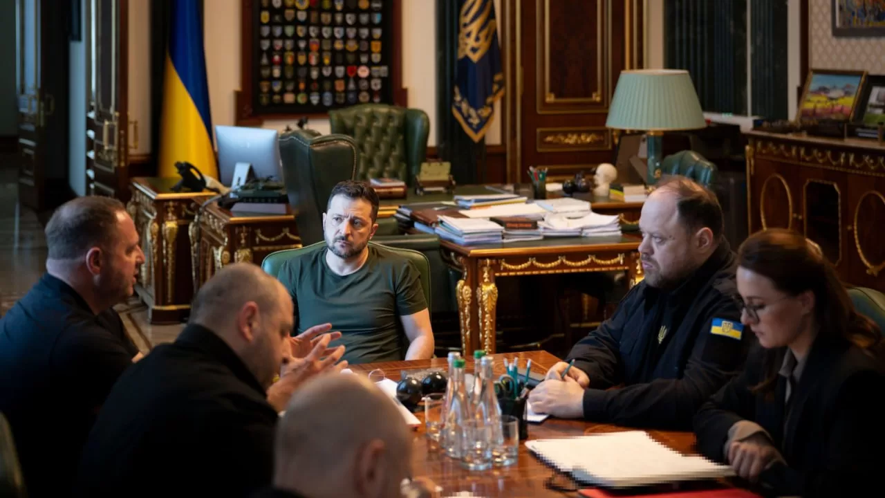 Президент України Володимир Зеленський під час наради / Фото: Офіс президента