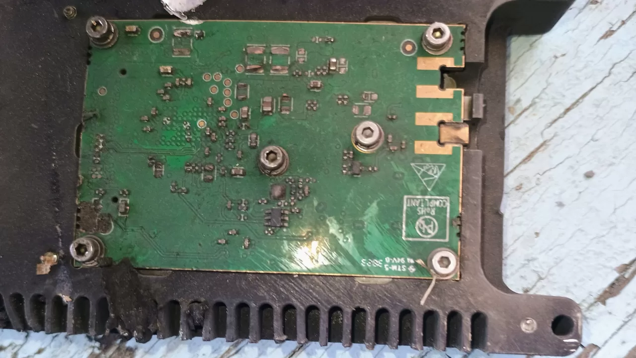 Китайская плата с западными чипами для российского оружия / Фото с X @NAFOpivden