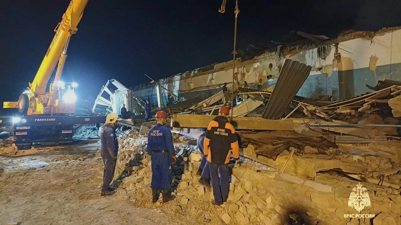 As a result of the powerful explosion at the plant, 11 people were killed and 130 injured / Photo: Russian EMERCOM