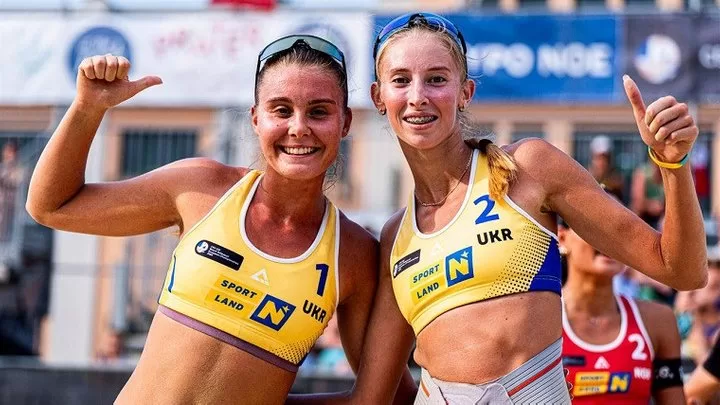 Єва Сердюк і Дар’я Романюк / Фото: Європейська конфедерація волейболу