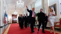 Дональд Трамп та Володимир Зеленський у Білому домі /Фото: AP