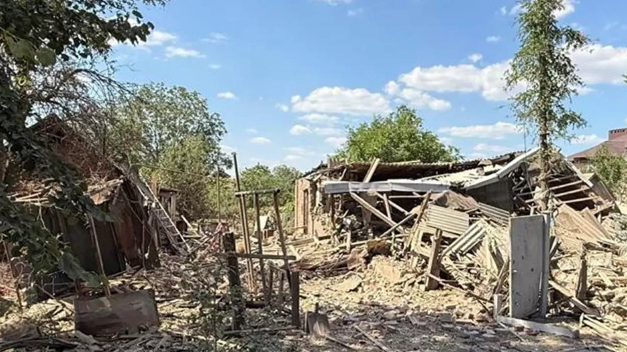 Руйнації у Костянтинівці після обстрілу 20 серпня / Фото: Донецька обласна прокуратура