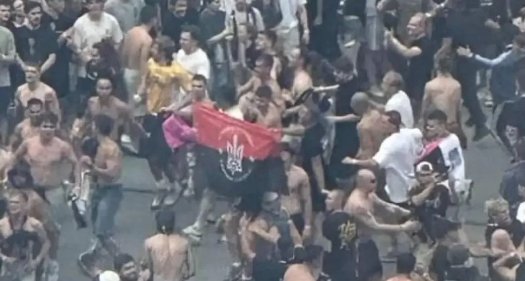 Прапор УПА на концерті Макса Коржа у Варшаві / Кадр з відео