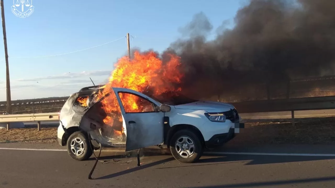 Росіяни атакували на Херсонщині автомобіль прокуратури / Фото: Офіс генерального прокурора