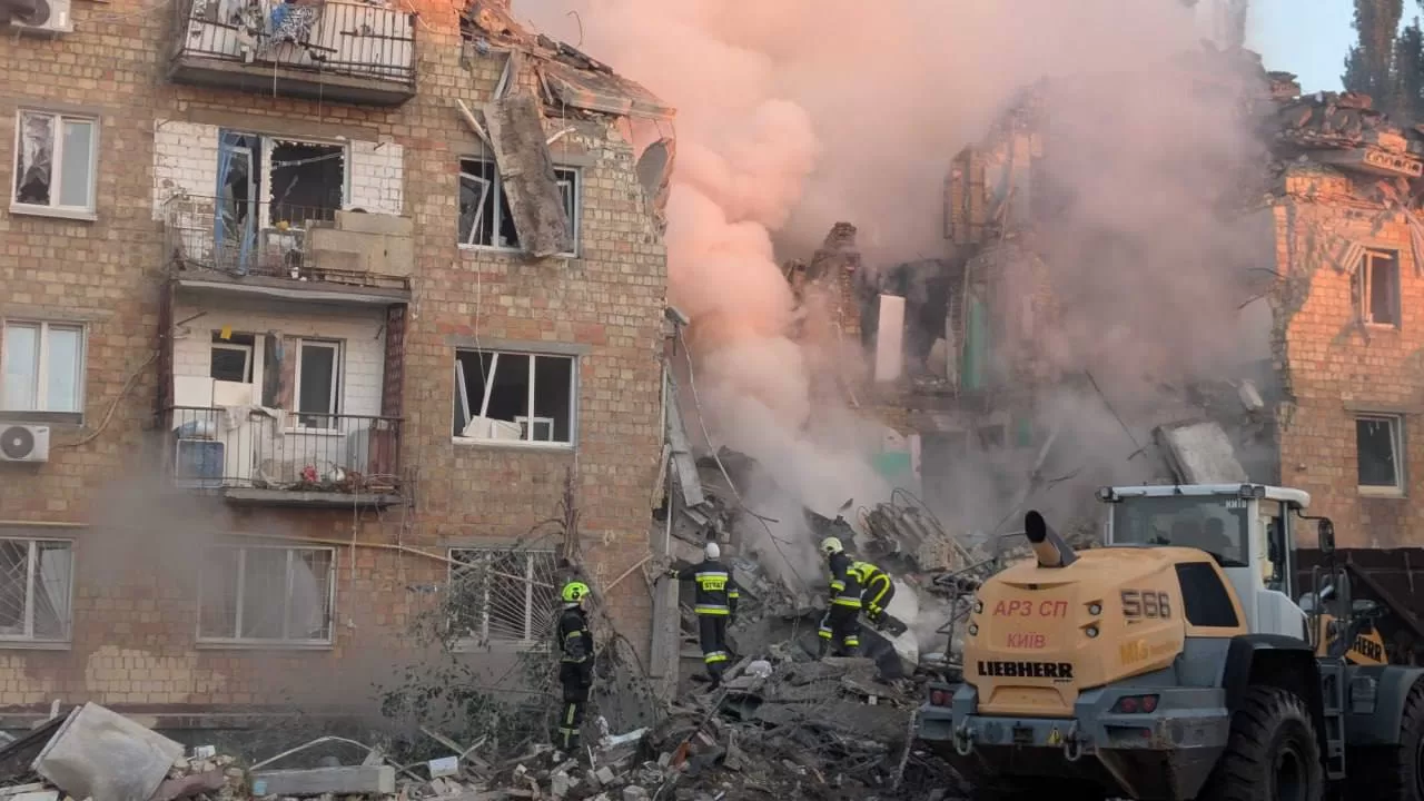 Five-story building destroyed by shelling in Kyiv / Photo: Social media