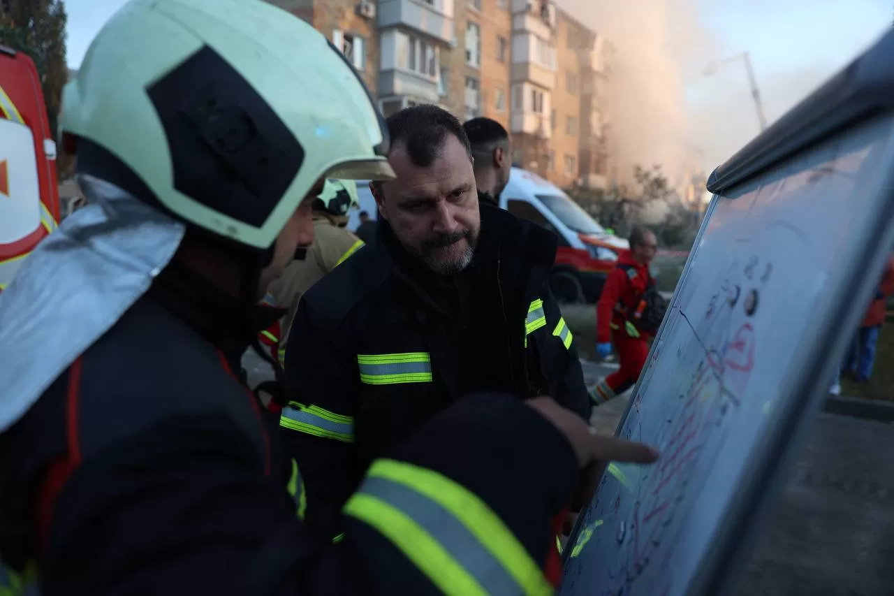 Работа спасателей в Киеве