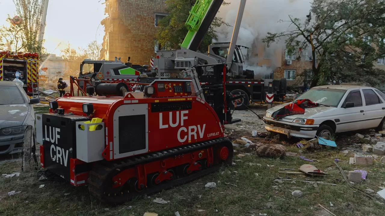 Кількість загиблих у Києві зросла до 13 людей / Фото: ДСНС