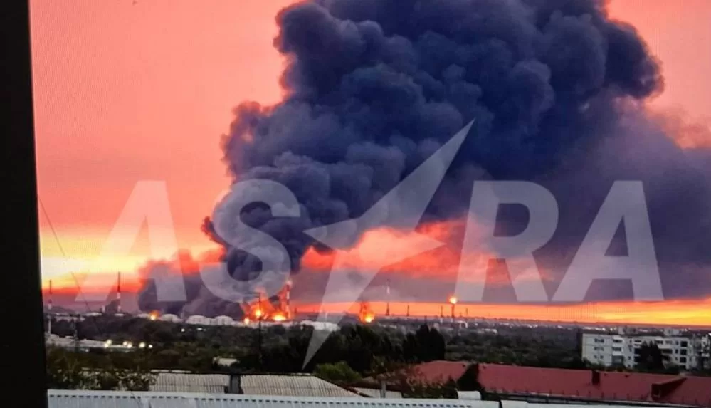 Пожежа на Куйбишевському НПЗ в Самарі / Фото з соцмереж