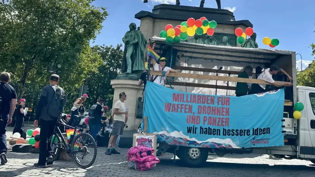 На демонстрации в Кельне / Фото DW