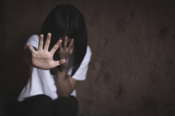 На Київщині чоловіка підозрюють у зґвалтуванні дитини / Фото ілюстративне: Depositphotos