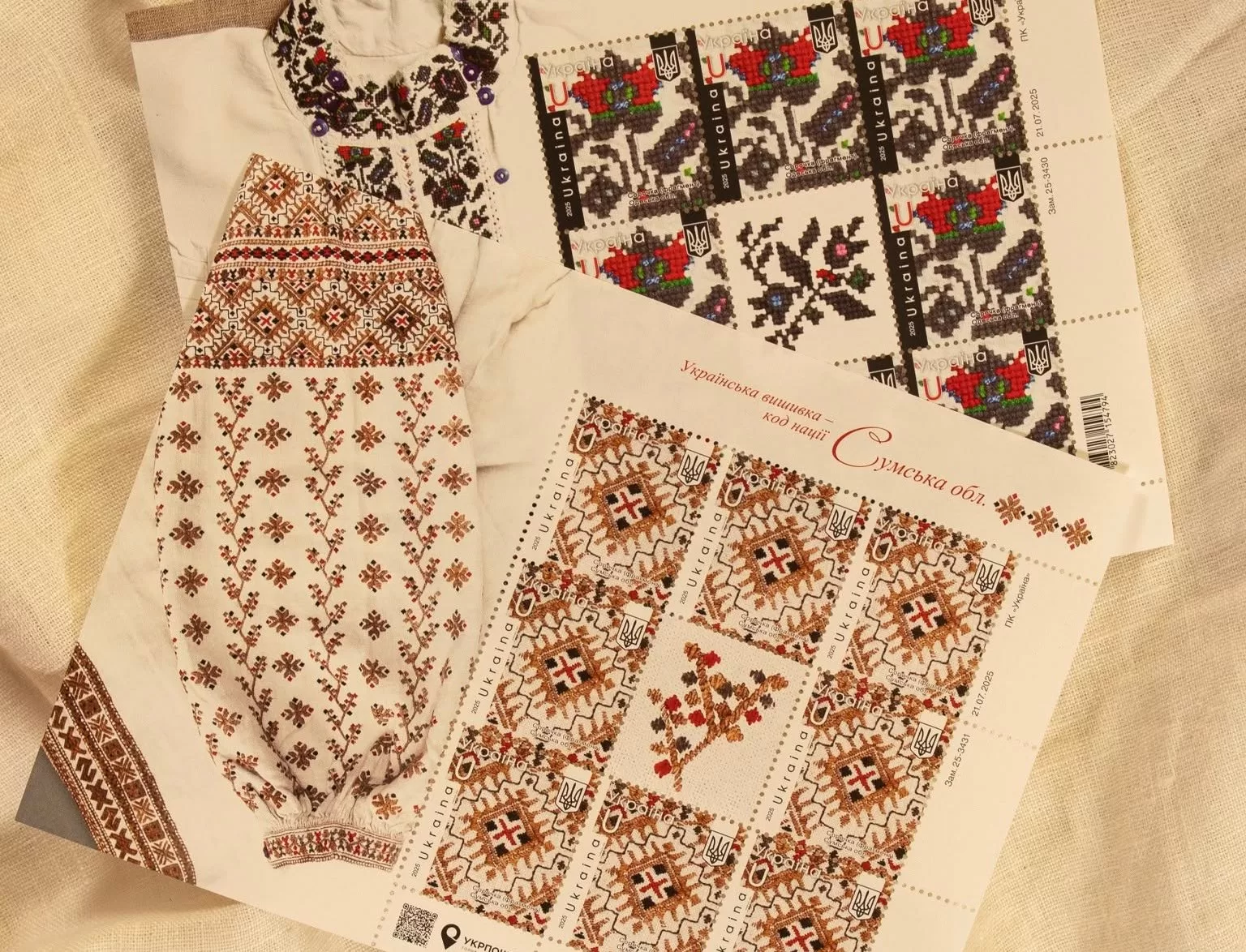 Ukrposhta added two new stamps to the “Ukrainian Embroidery