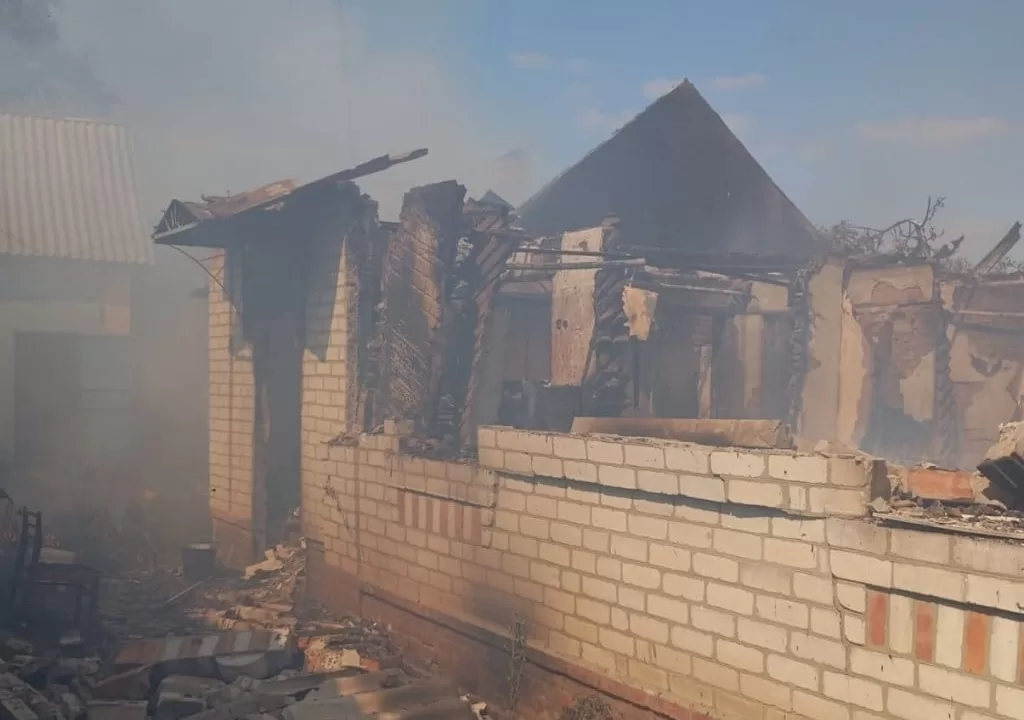 Знищений вибухом будинок у Козачій Лопані / Фото: Дергачівська МВА