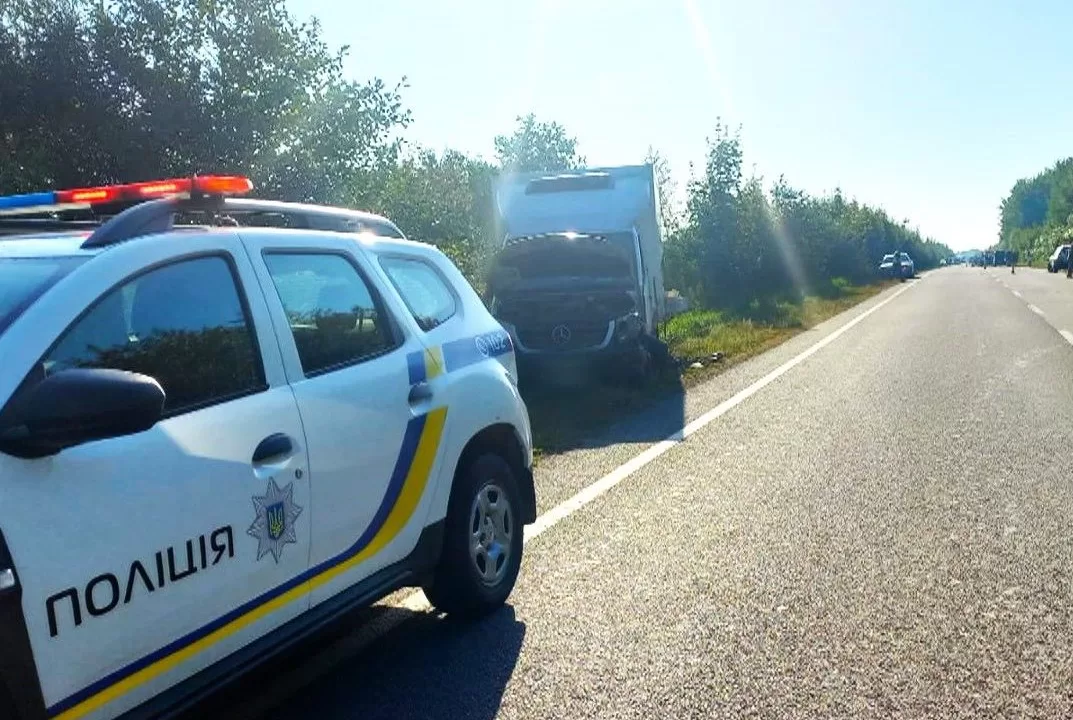 Поврежденный в ДТП Opel Vivaro / Фото: Полиция Ивано-Франковской области