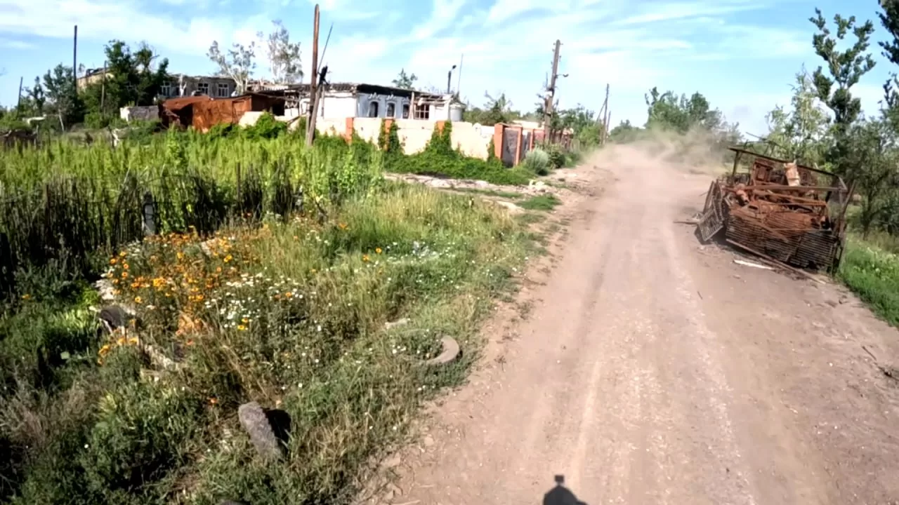 Знищений російський БТР-82АТ у Новоєлизаветівці Донецької області / Фото: t.me/lost_warinua