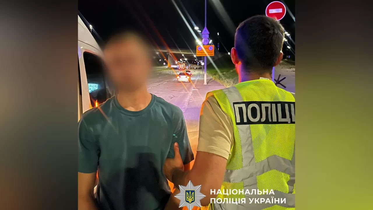 Затриманий за підозрою в пограбування військової / Фото: Поліція Києва
