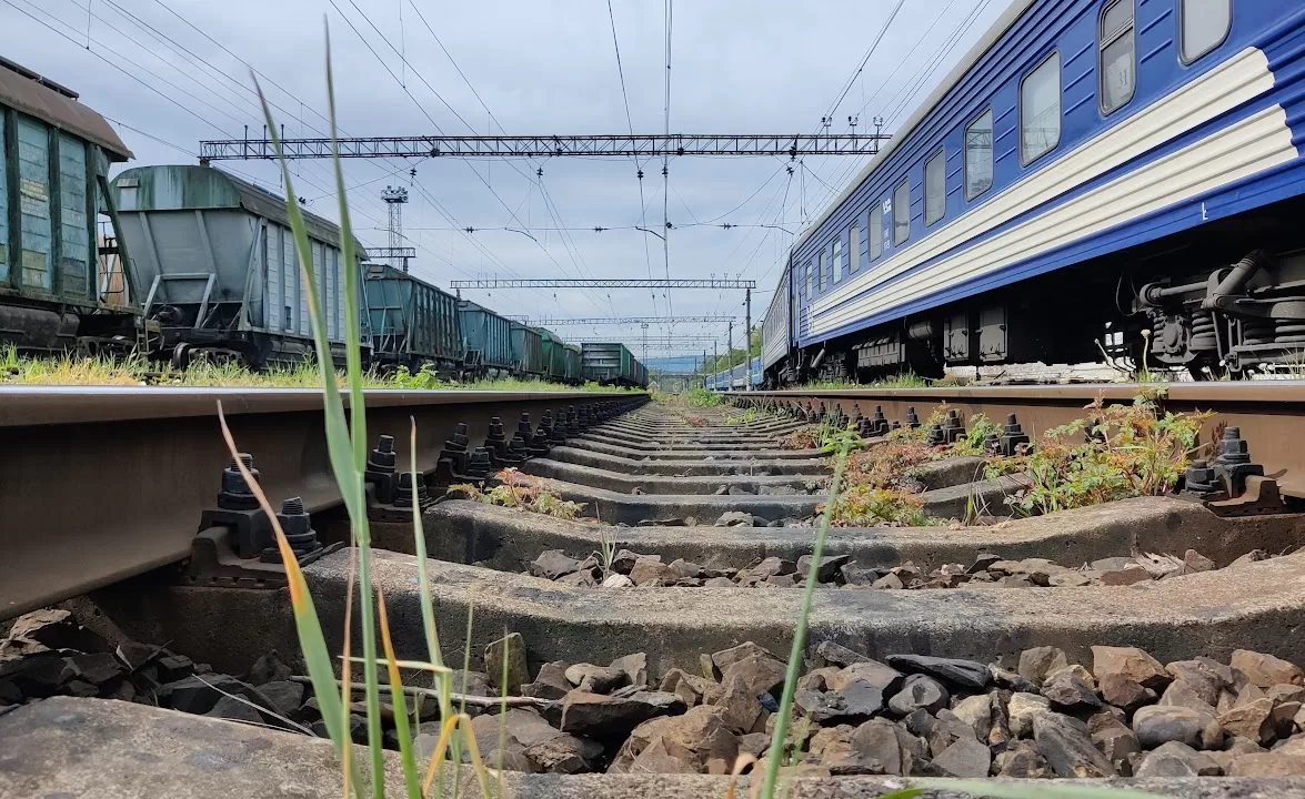 Участок железной дороги во Львовской области / Фото: Головне в Україні