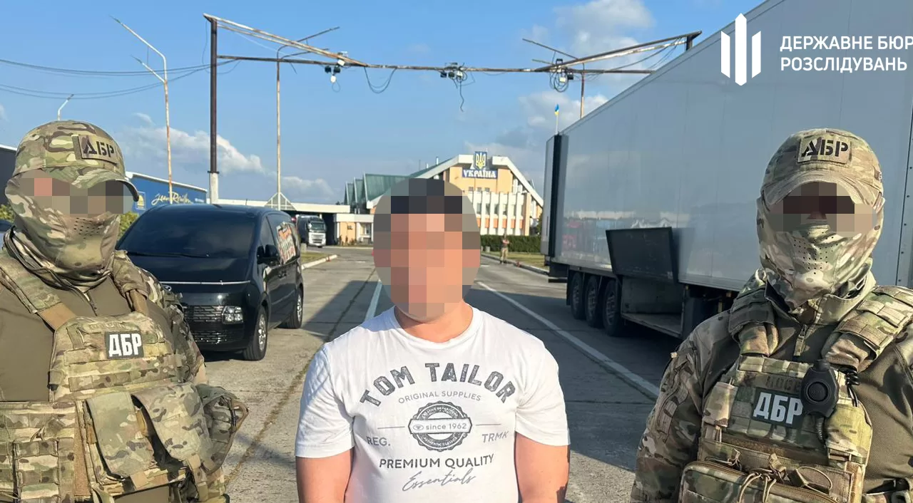 Підозрюваний у махінаціях експосадовець УДАІ в Черкаській області / Фото: ДБР