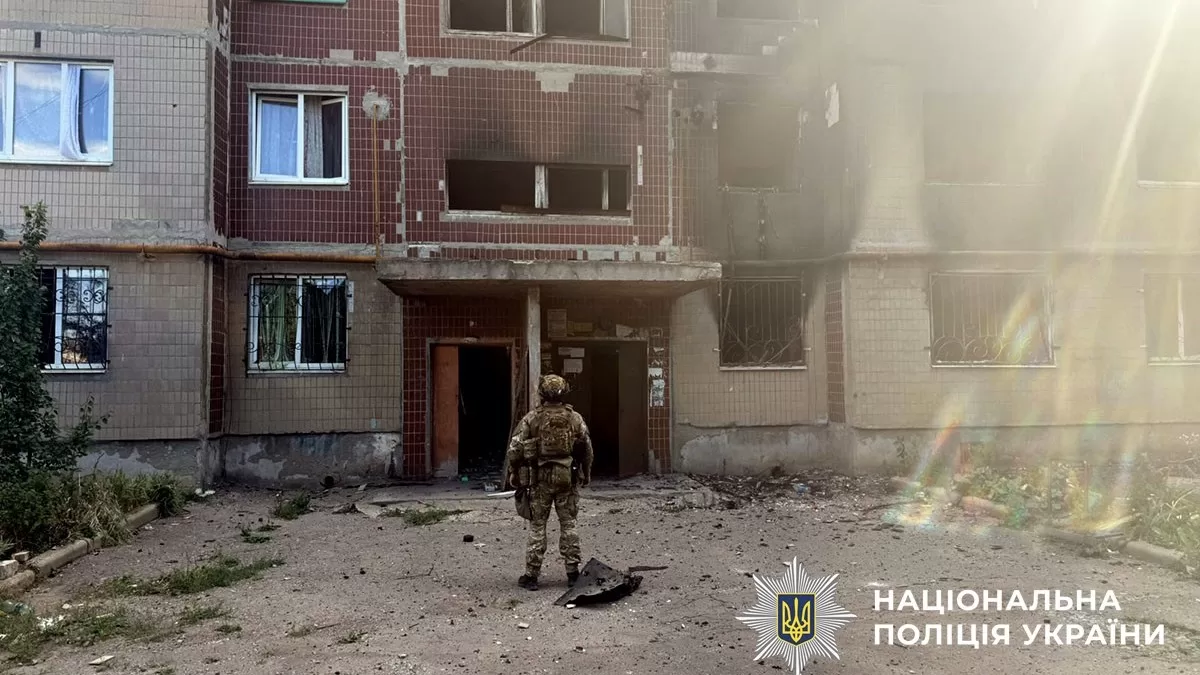 Наиболее интенсивные атаки пришлись на Константиновку, где зафиксировано 21 удар авиабомбами, артиллерией, дронами и системой «Смерч» / Фото Нацполиция