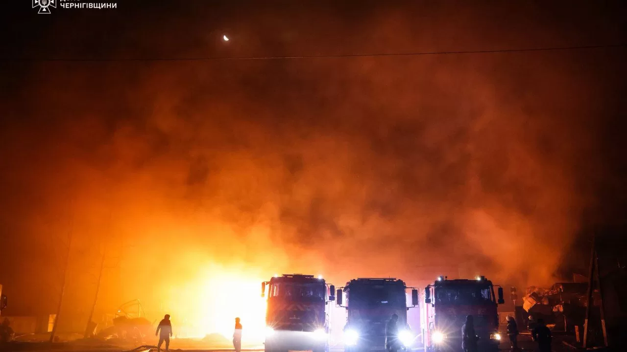 Росіяни цілеспрямовано вдарили по рятувальниках / Фото: ДСНС