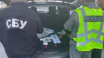 На Львівщині затримали посадовця Міноборони з грошима за переправлення чоловіка за кордон / Фото: Поліція Львівської області
