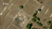 Уламки одного зі знищених вертольотів / Скріншот відео