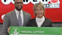 Керрі Едвардс вгадала чотири з перших п'яти номерів плюс Powerball у тиражі лотереї Вірджинія 8 вересня / Фото: Virginia Lottery