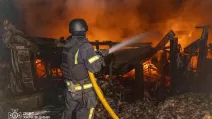 Fire at the site of the attack on Kharkiv / Photo: SES