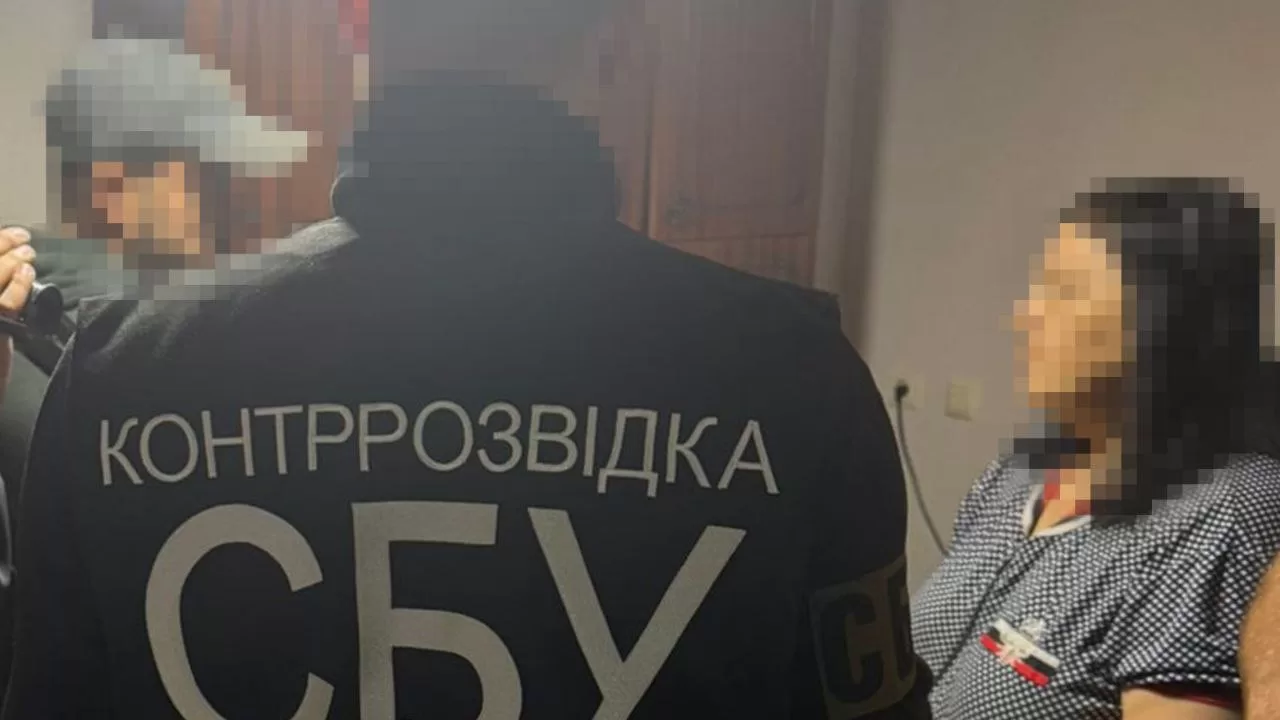 Під час окупації Херсона колаборантка забезпечувала загарбників продуктами та видавала односельчан, які чинили спротив / Фото СБУ