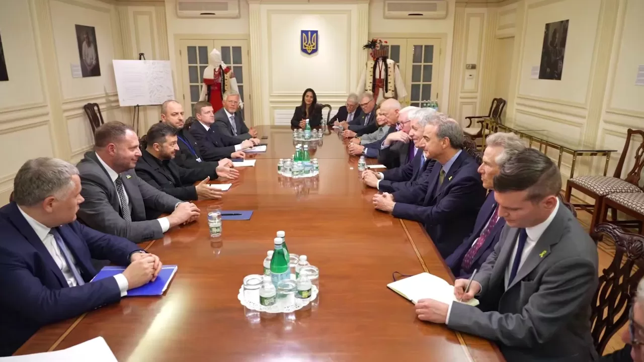 Президент Зеленский обсудил с Американским еврейским комитетом поддержку США / Скриншот из видео