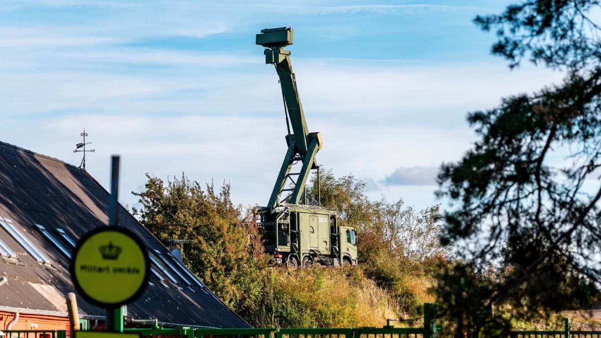 Мобильная радиолокационная установка на побережье Эресунда в Дании / Фото EPA
