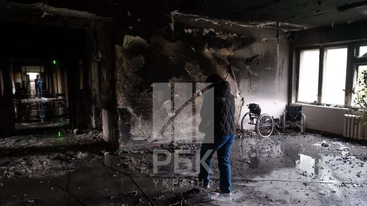 Фото повреждений в Институте кардиологии в Киеве / Фото: РБК-Украина