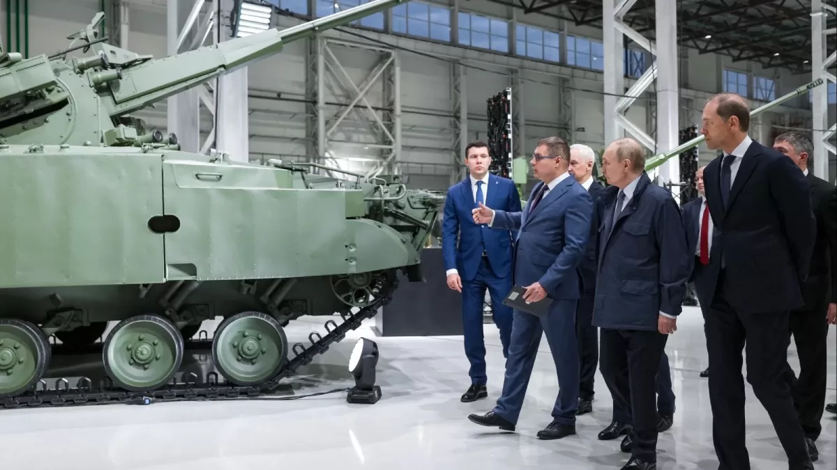 Путін на заводі військової техніки «Мотовіліха» в Пермі, 19 вересня 2025 / Фото ТАСС