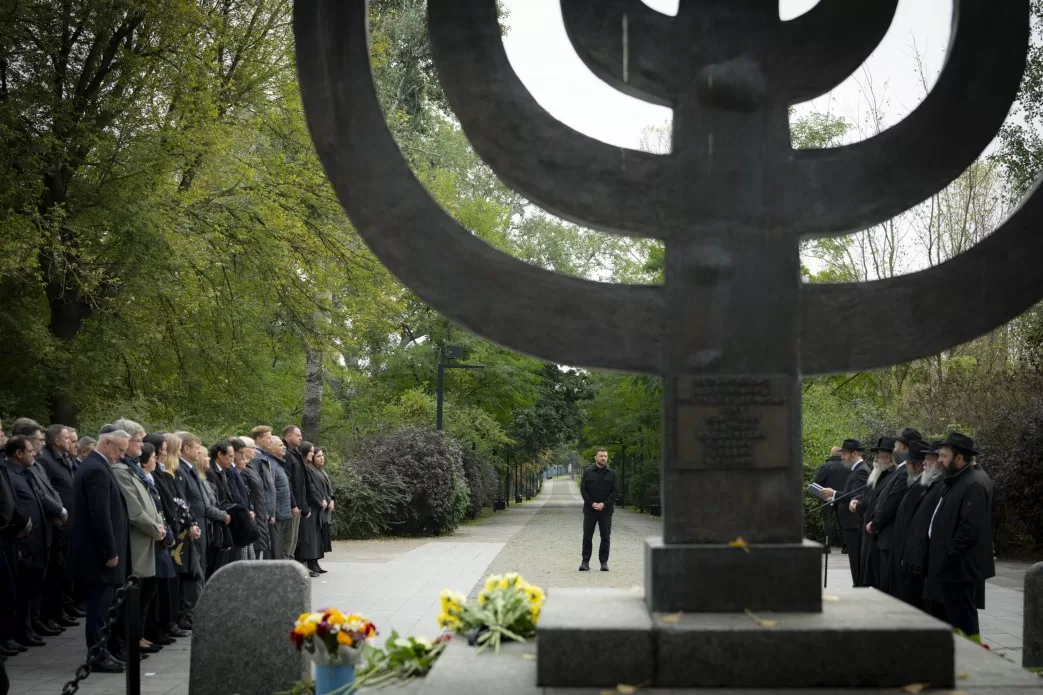 Zelenskyy at the ceremony in Babyn Yar / Photo: Office of the President