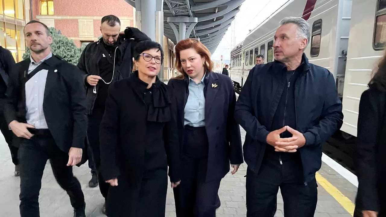 Марта Кос та Альона Шкрум / Фото: Міністерство розвитку громад та територій України