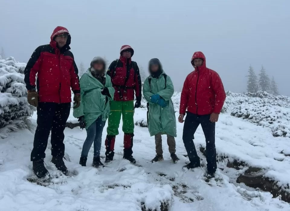 Рятувальники розшукали туристів на Говерлі / Фото: ГУ ДСНС України в Івано-Франківській області