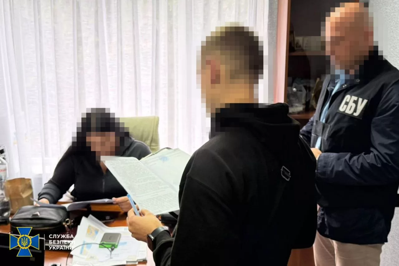 Підозрювані в організації схеми для ухилянтів