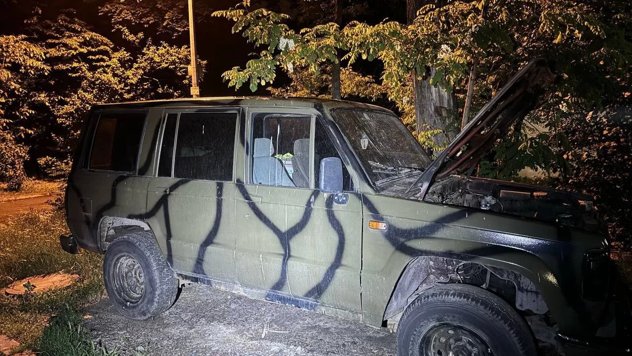 Isuzu Trooper после поджога / Фото: Полиция Киева