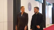 Президент України Володимир Зеленський з прем’єр-міністеркою Данії Метте Фредеріксен / Скриншот з відео